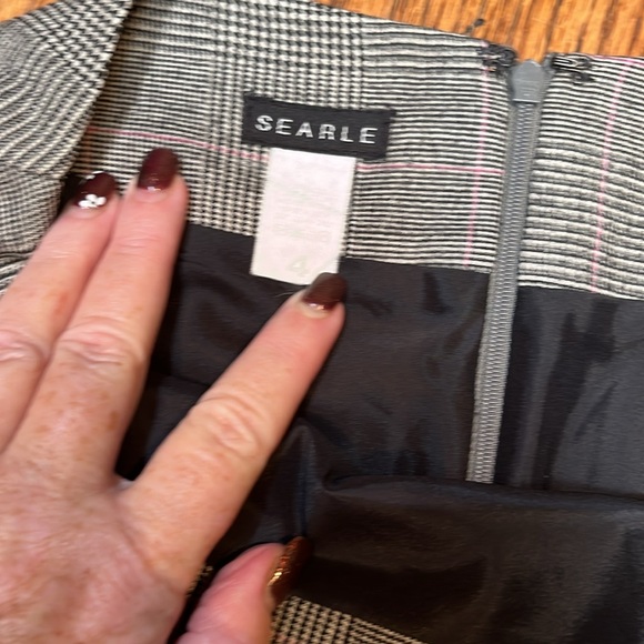 Searle Gray A-Line Skirt with Pink‎ Accents - Picture 4 of 6